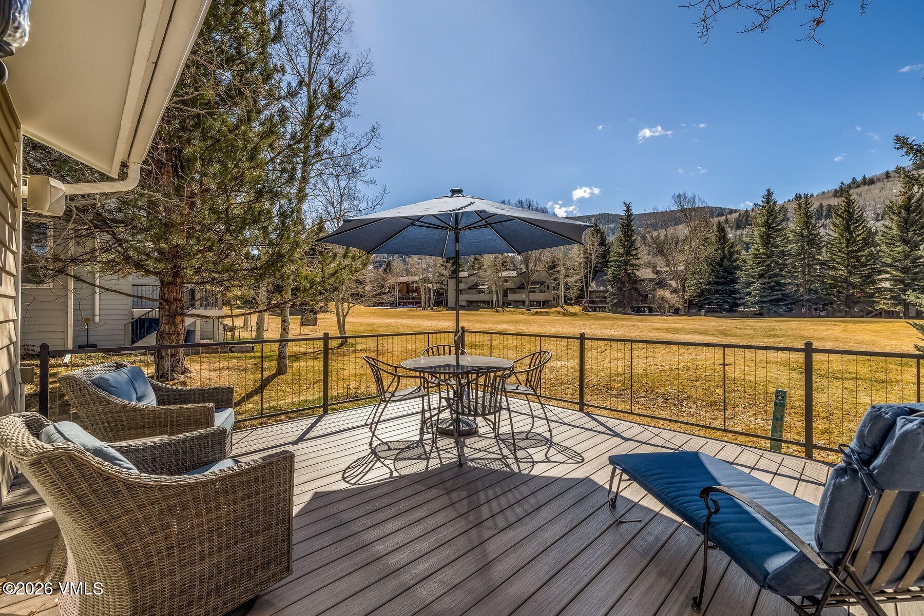 232 Larkspur Lane East, Eagle-Vail Unit: East
