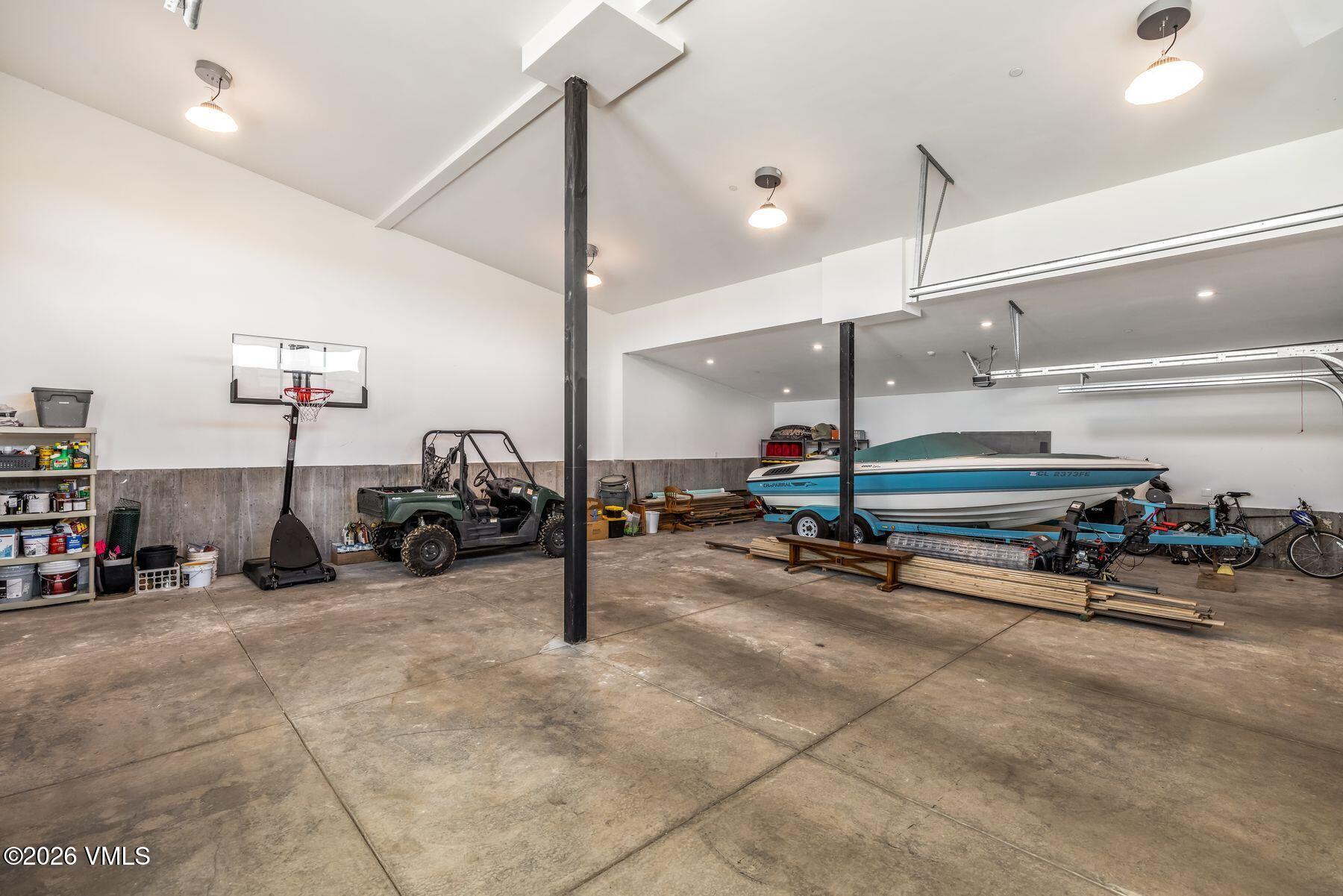 891 E Haystacker Drive