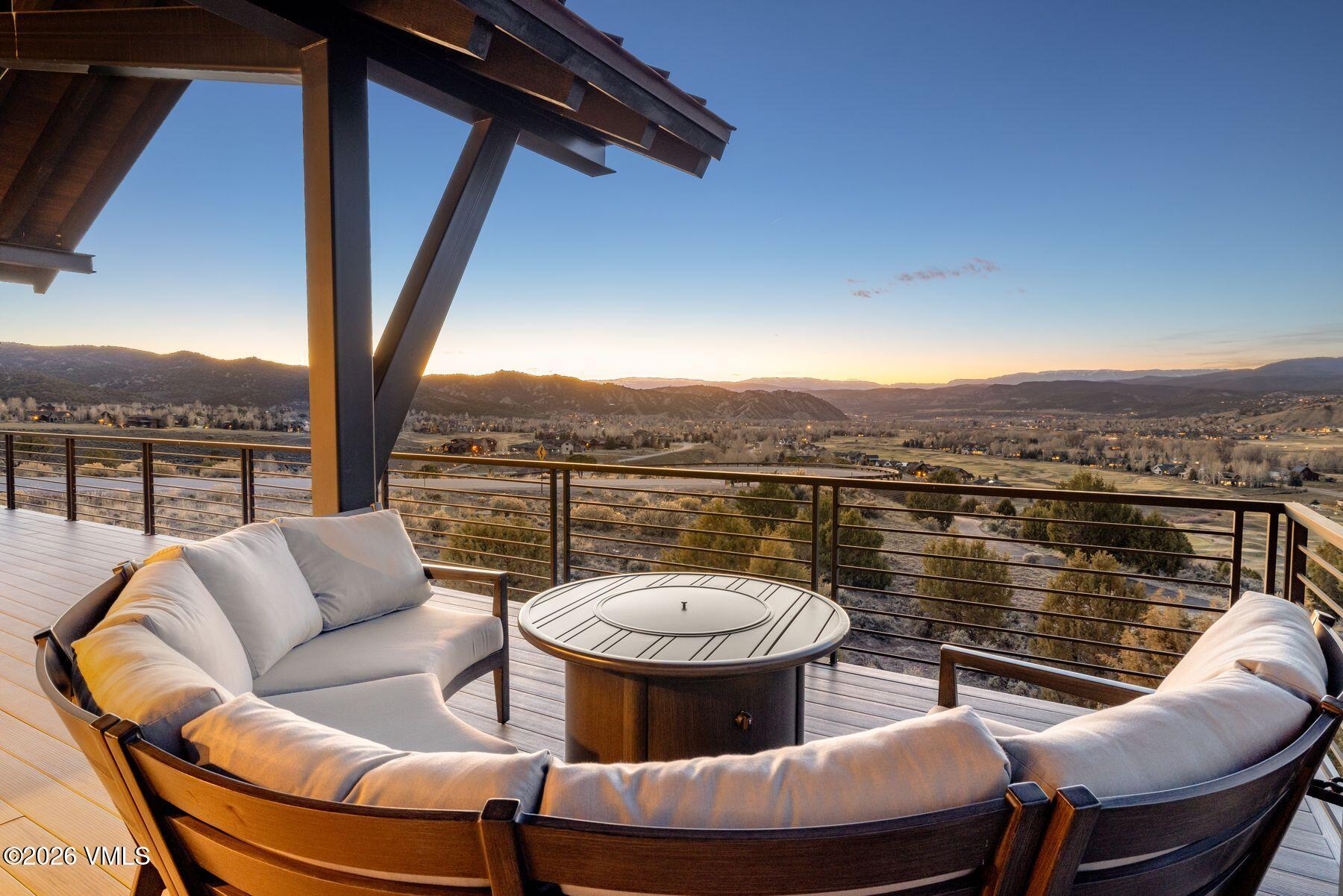 891 E Haystacker Drive