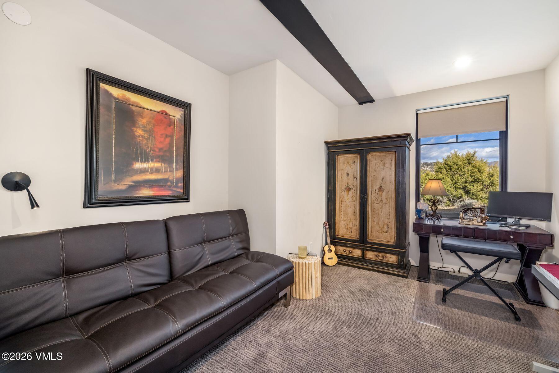 891 E Haystacker Drive