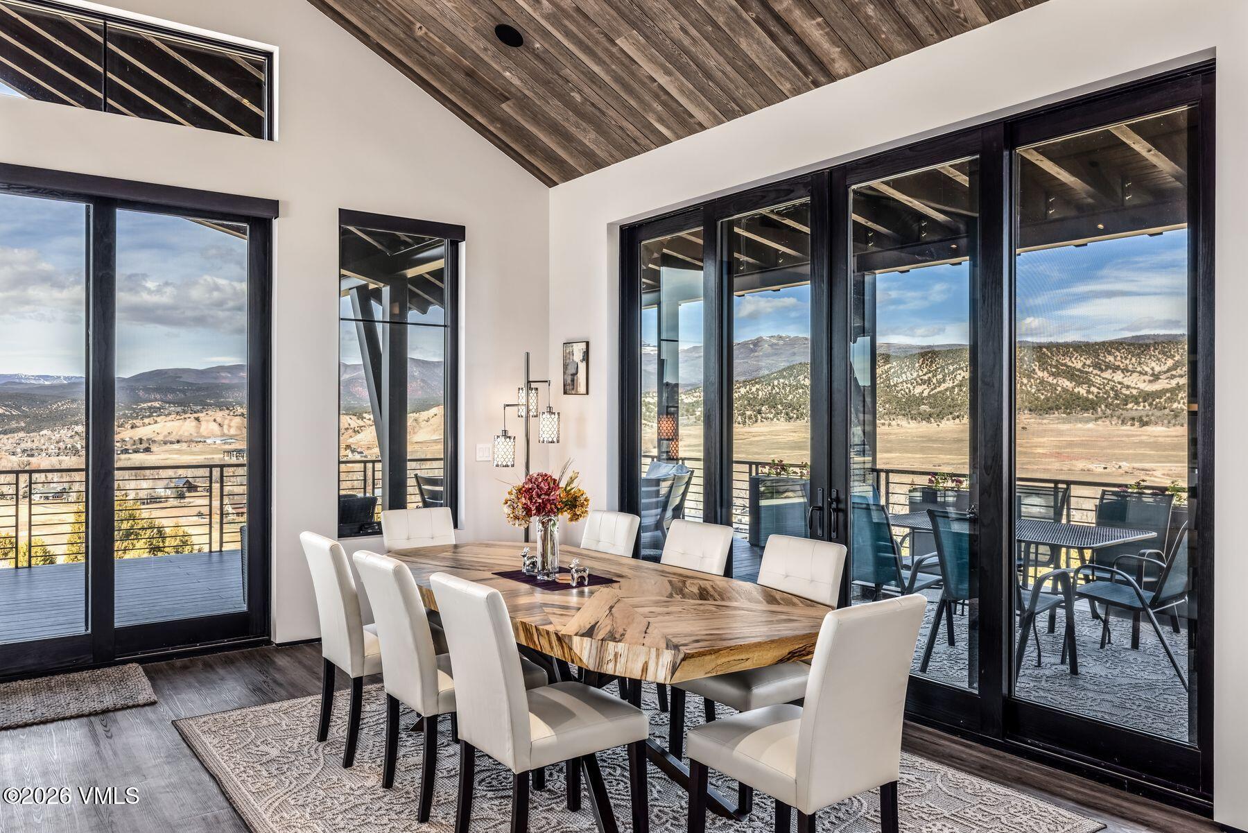 891 E Haystacker Drive