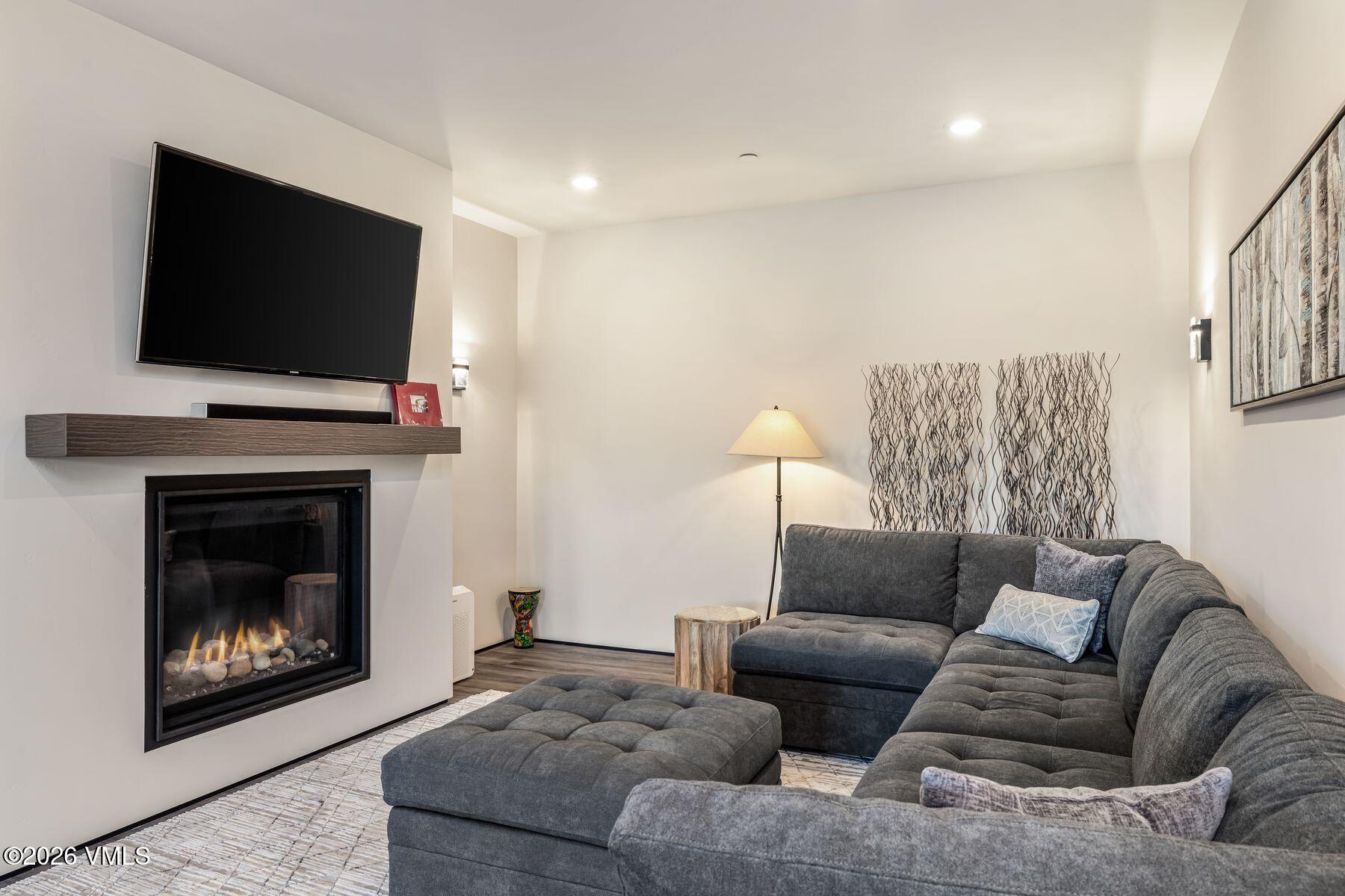 891 E Haystacker Drive