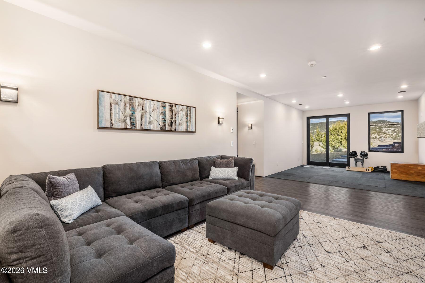 891 E Haystacker Drive