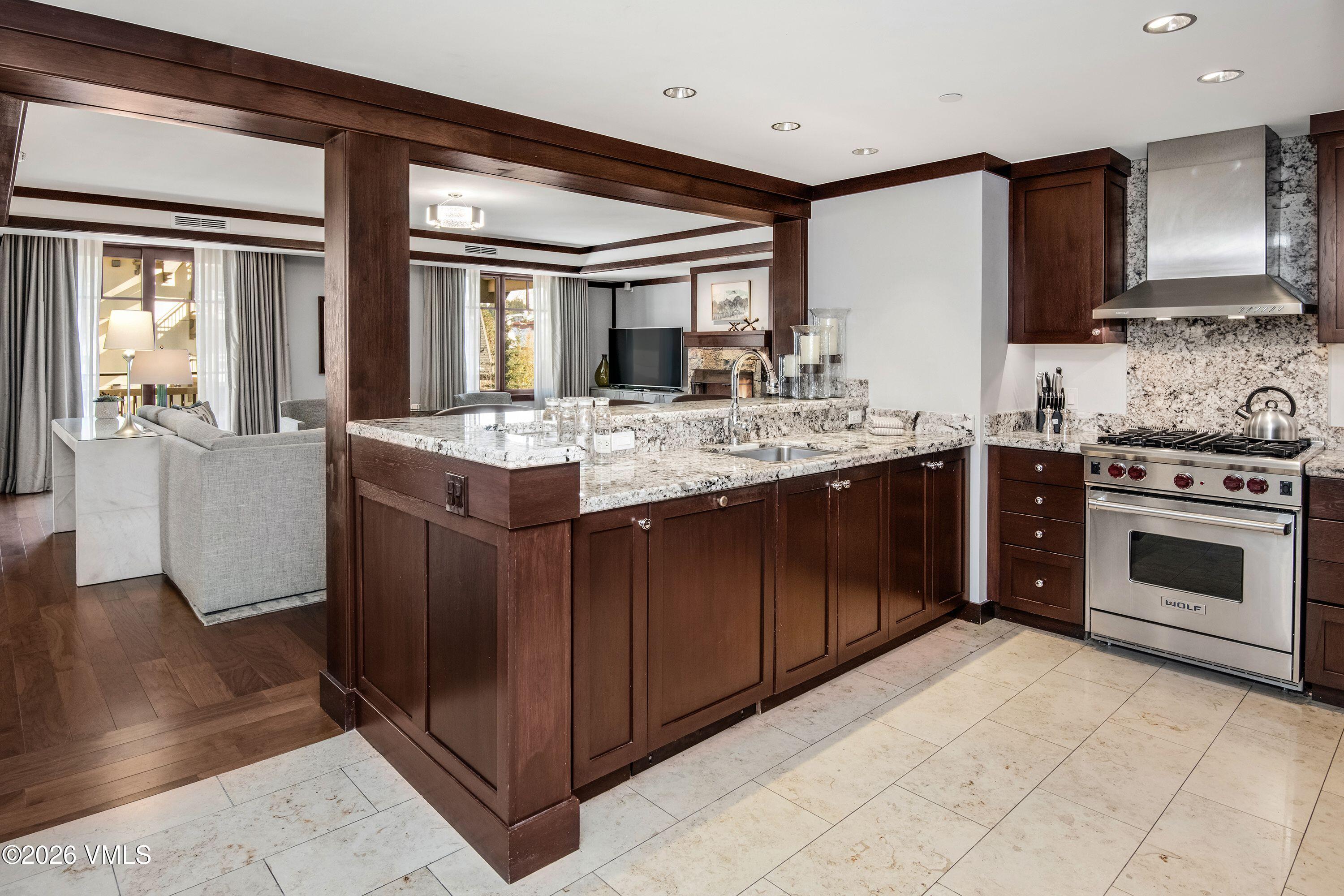1 Vail Road Unit: 6102L