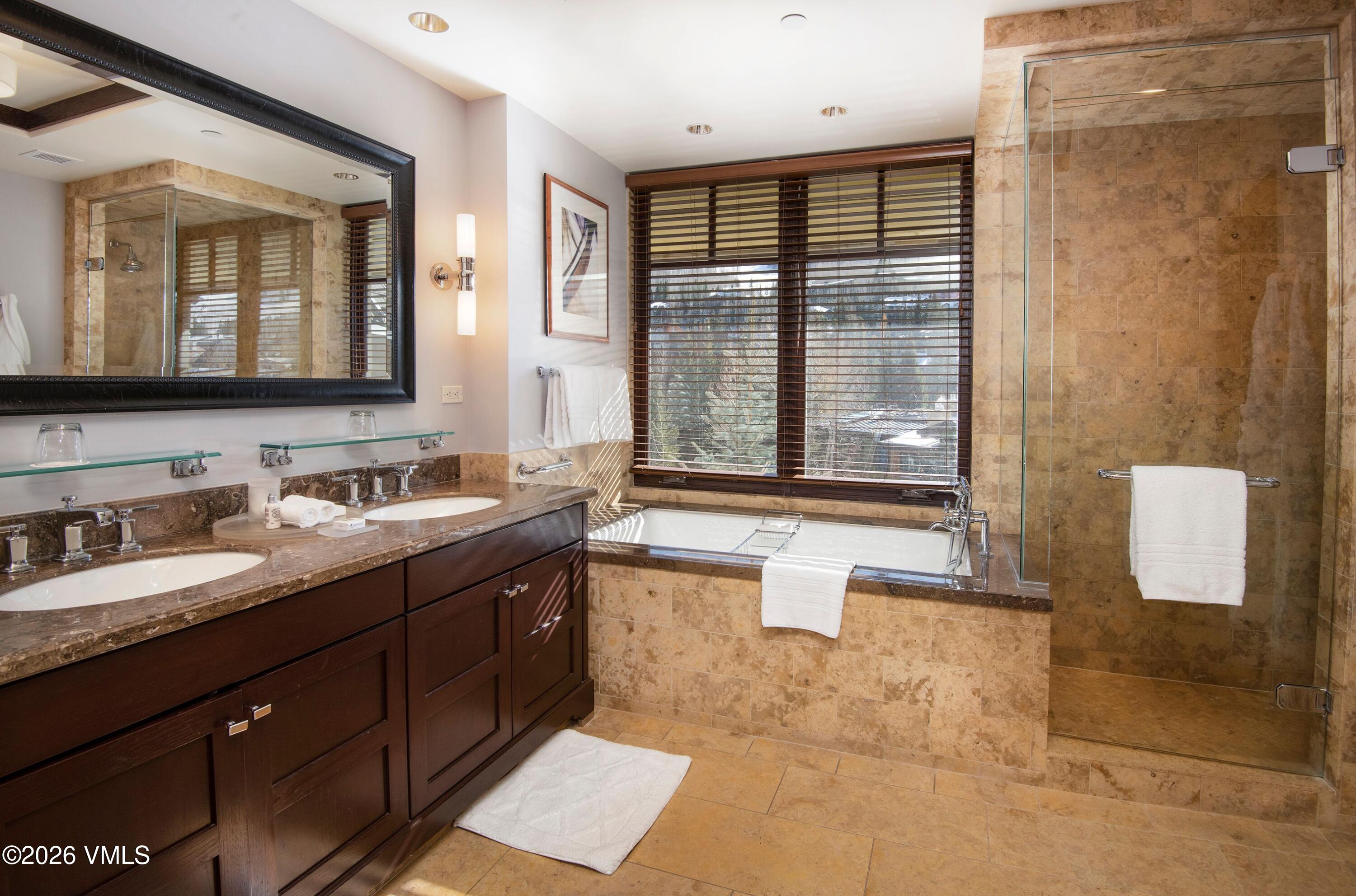 1 Vail Road Unit: 6102L