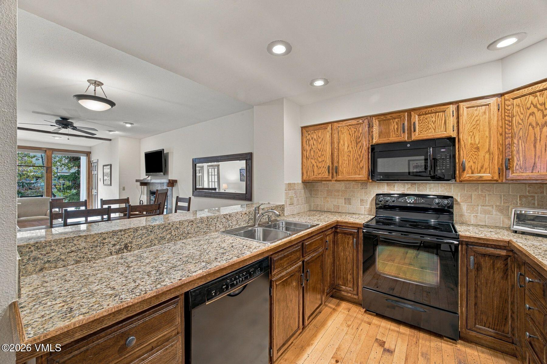 39377 Highway 6 APT F103