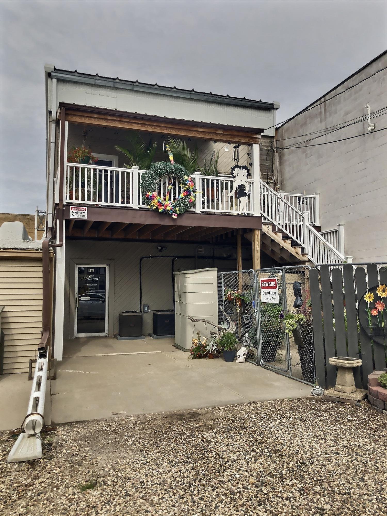 316 N Main St