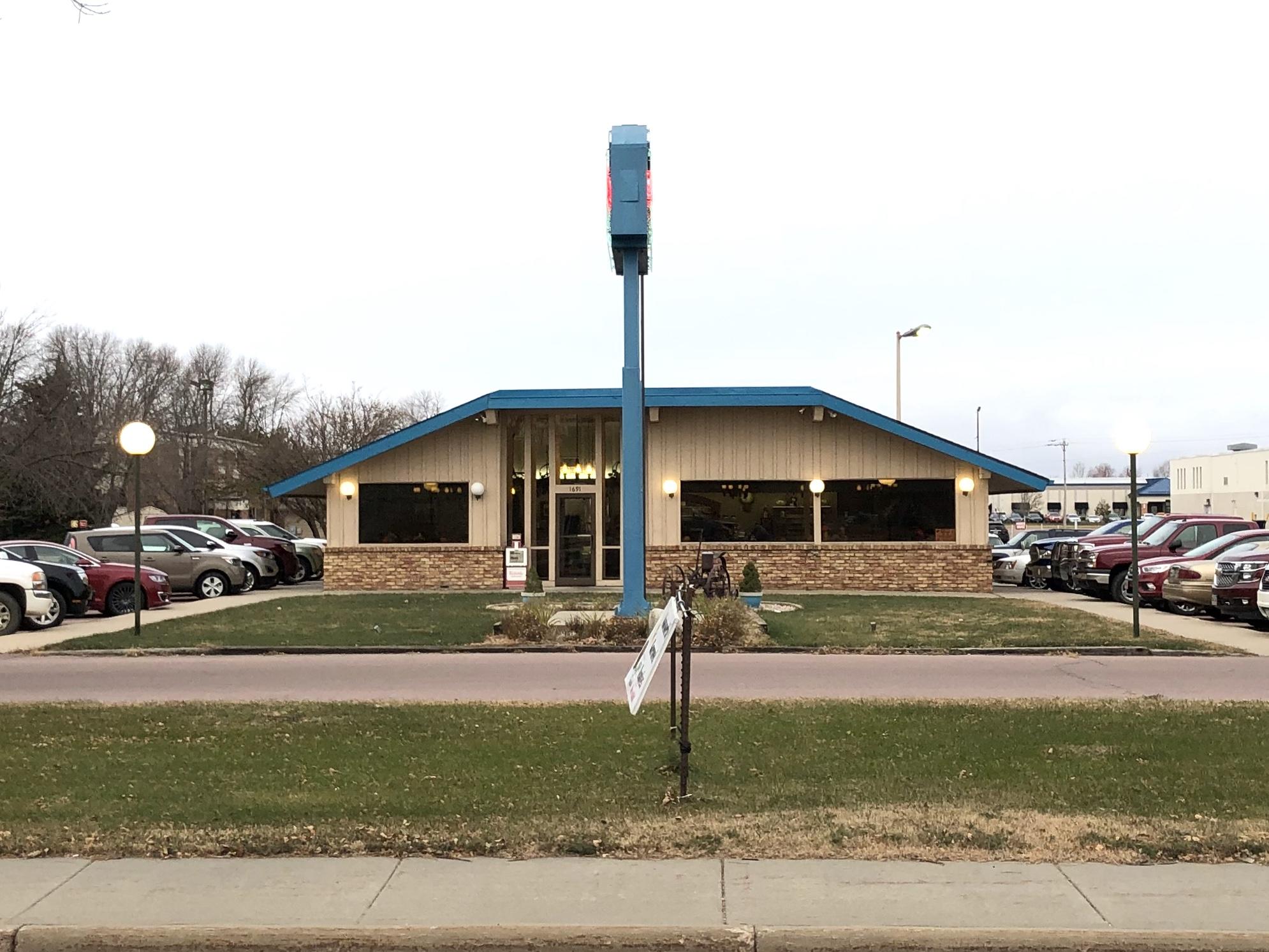 1691 N Main St