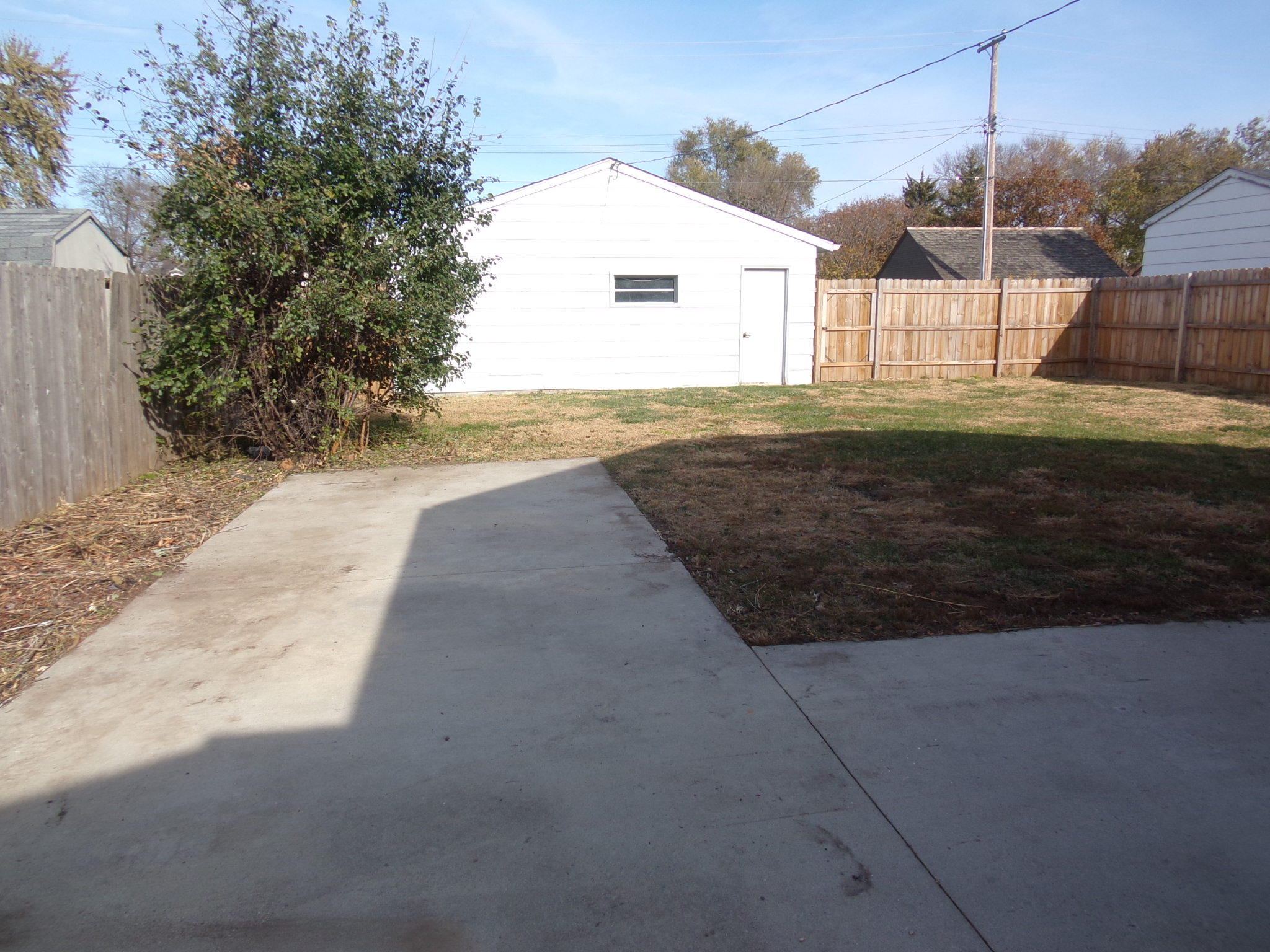 1118 E 3rd Ave