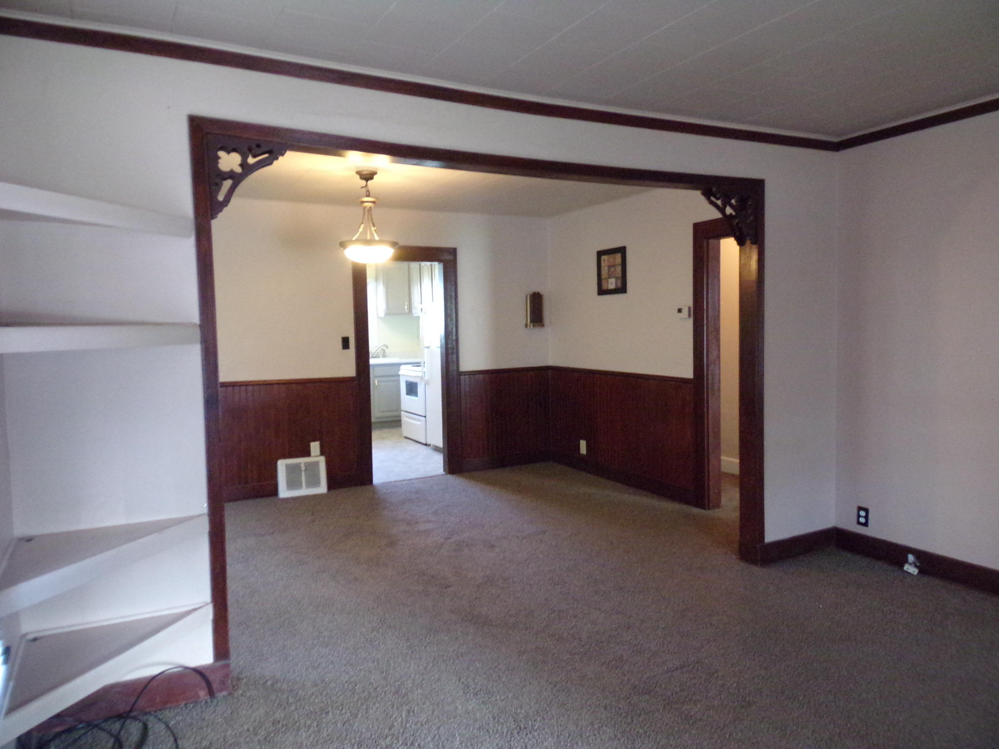 1118 E 3rd Ave