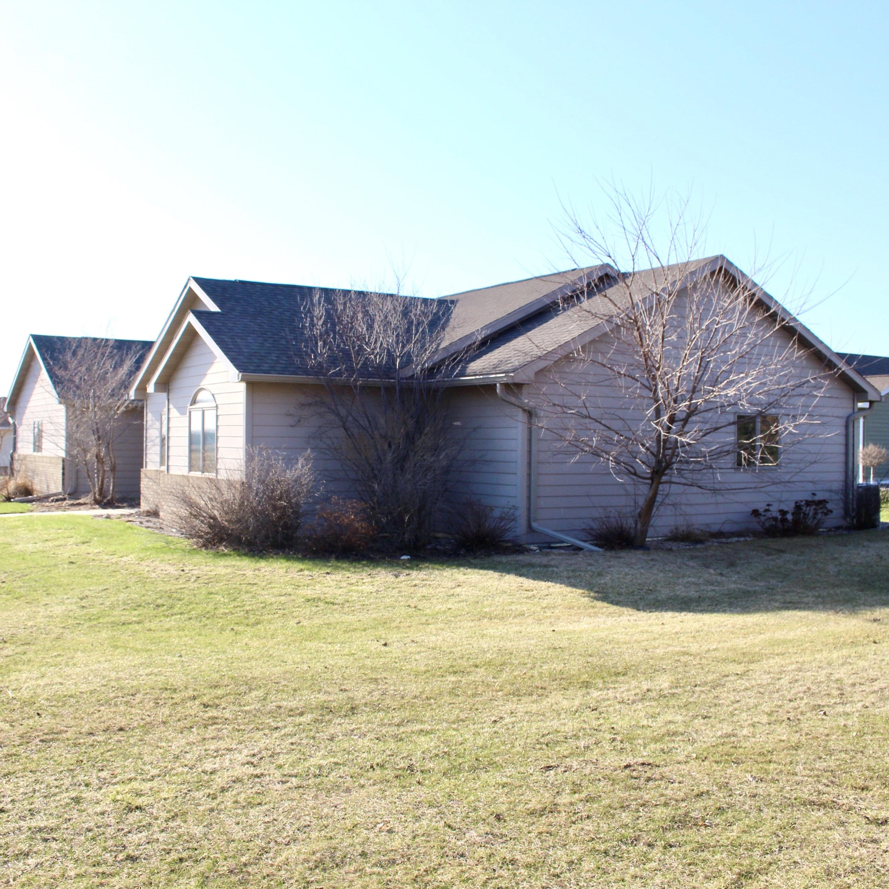 900 Carl Rd