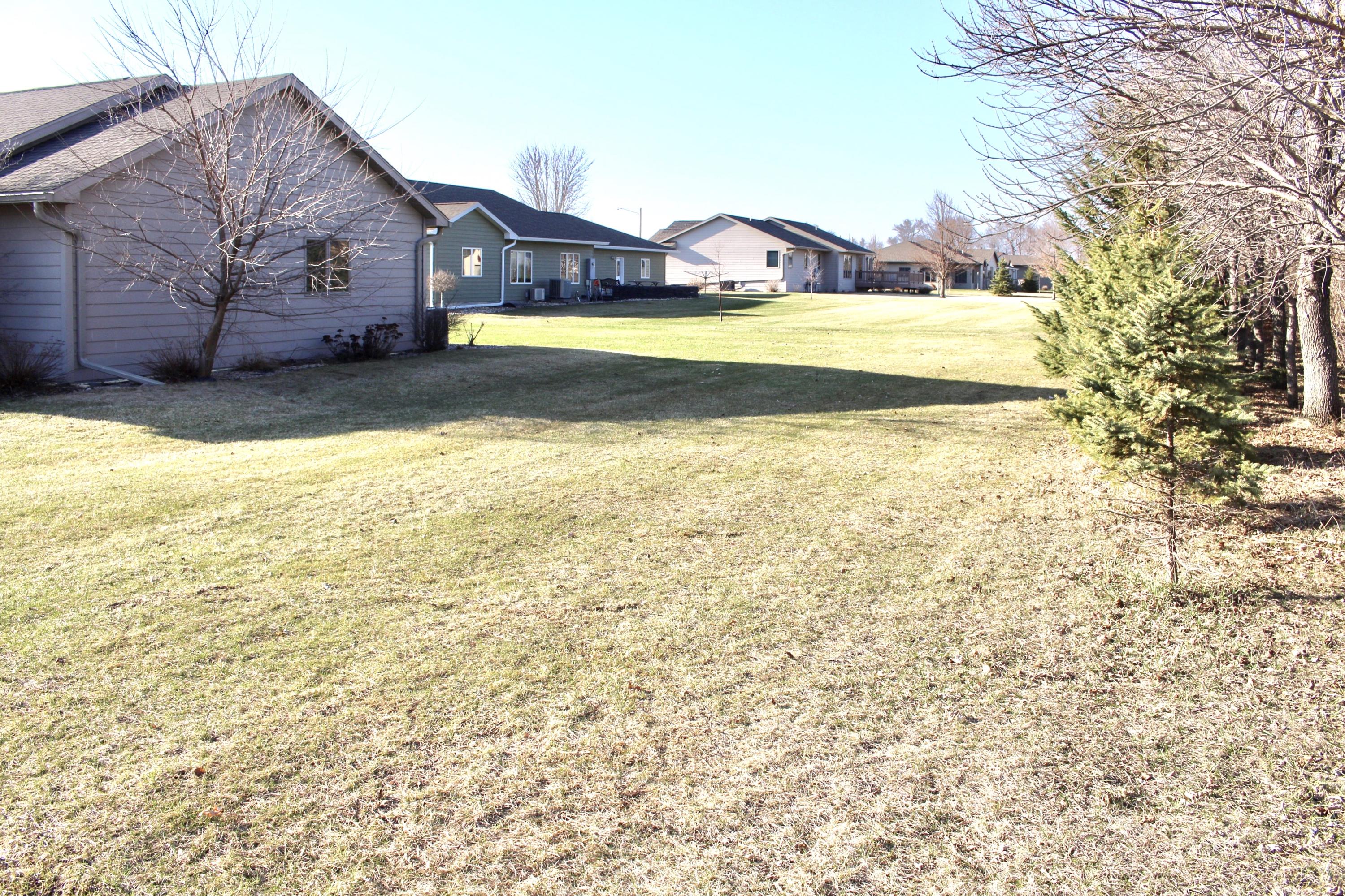 900 Carl Rd