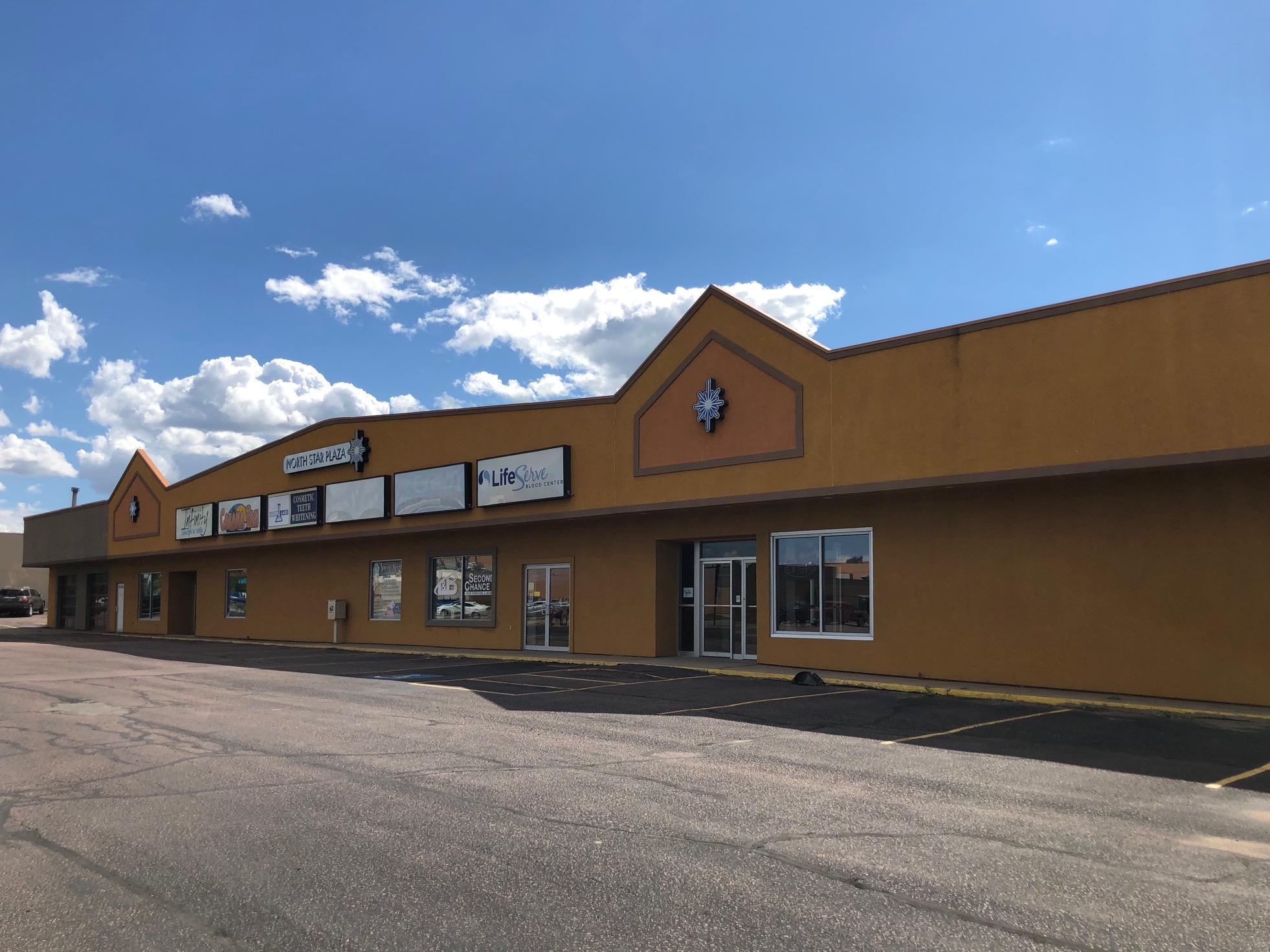1401 N Main St