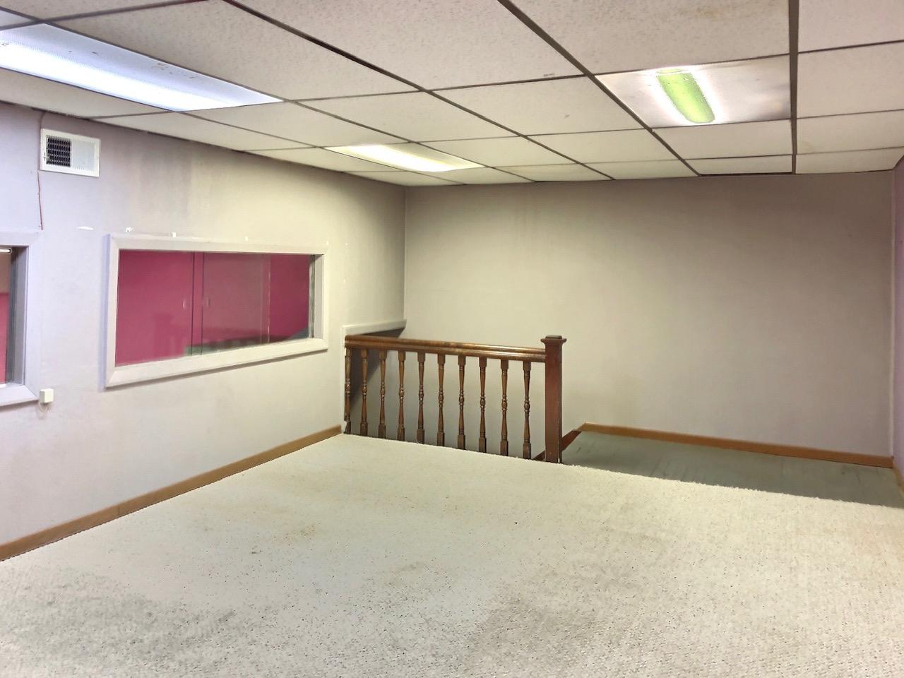 210 N Main St