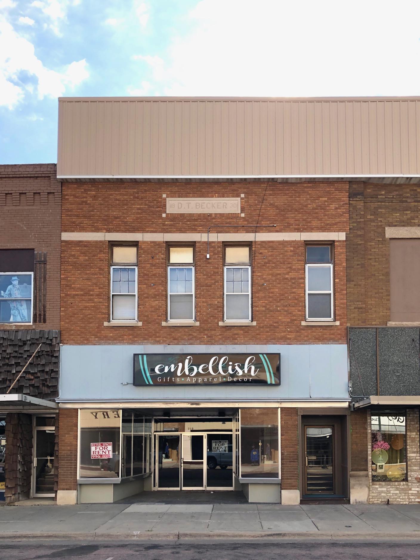 210 N Main St