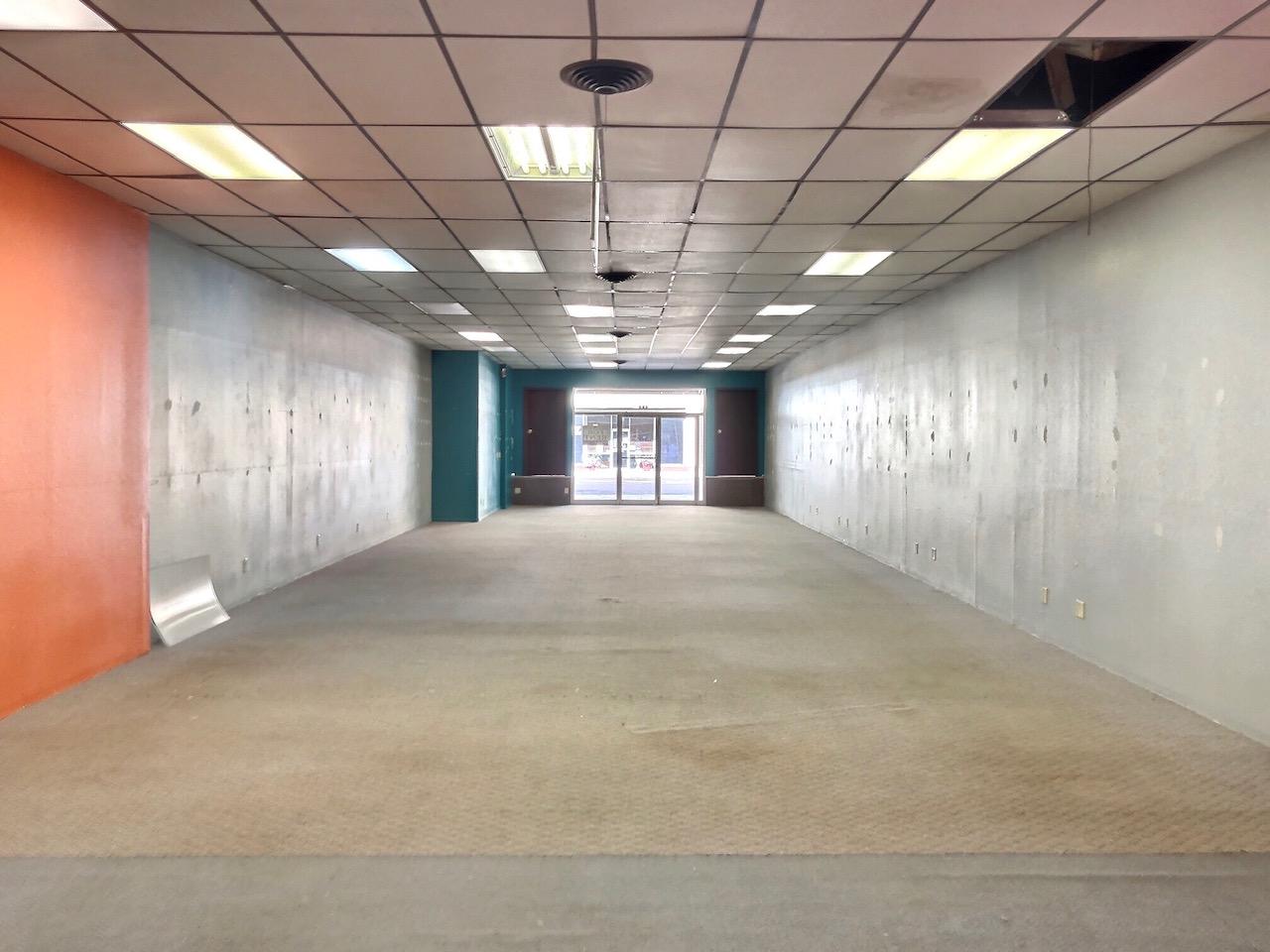 210 N Main St