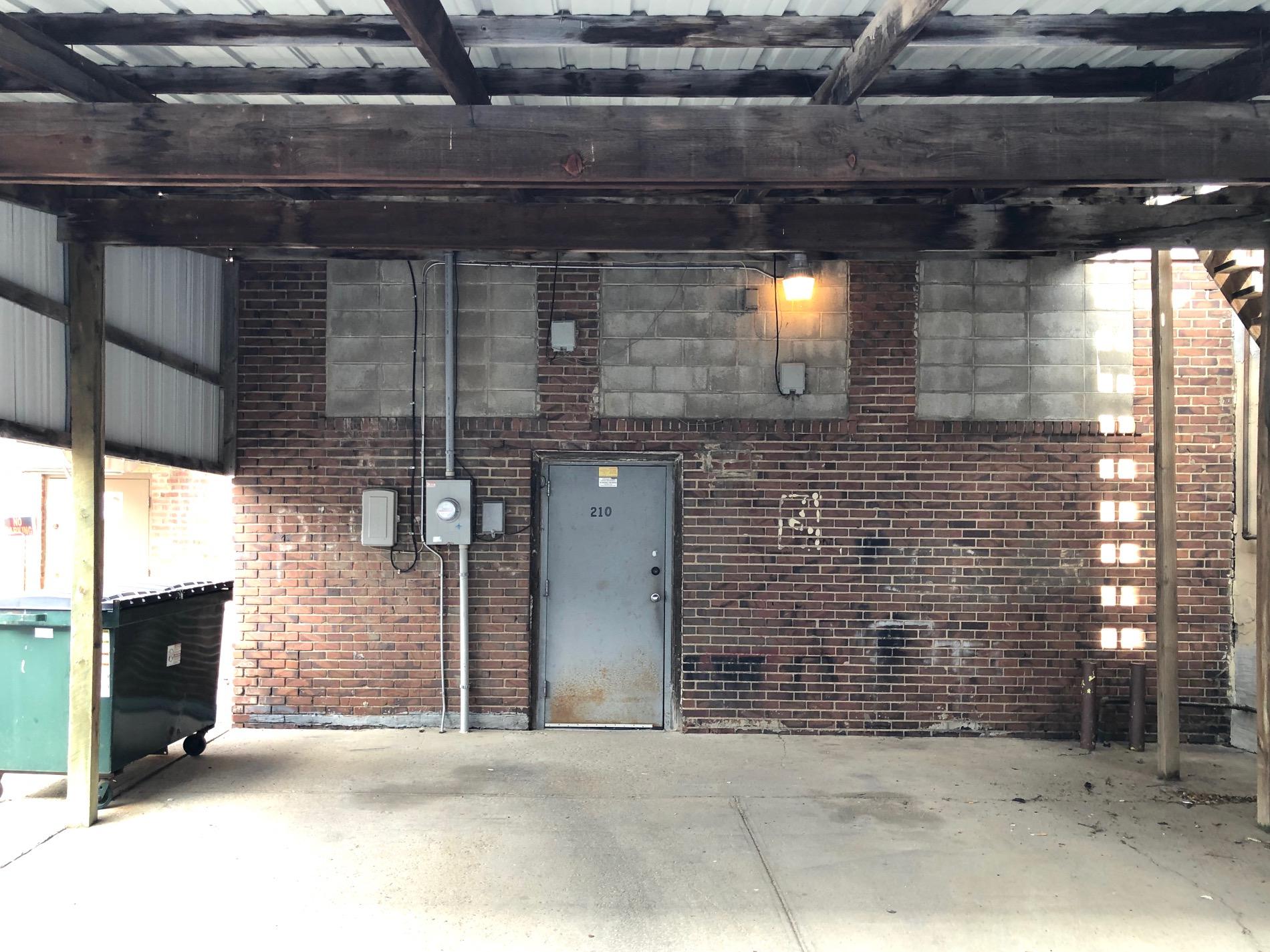 210 N Main St