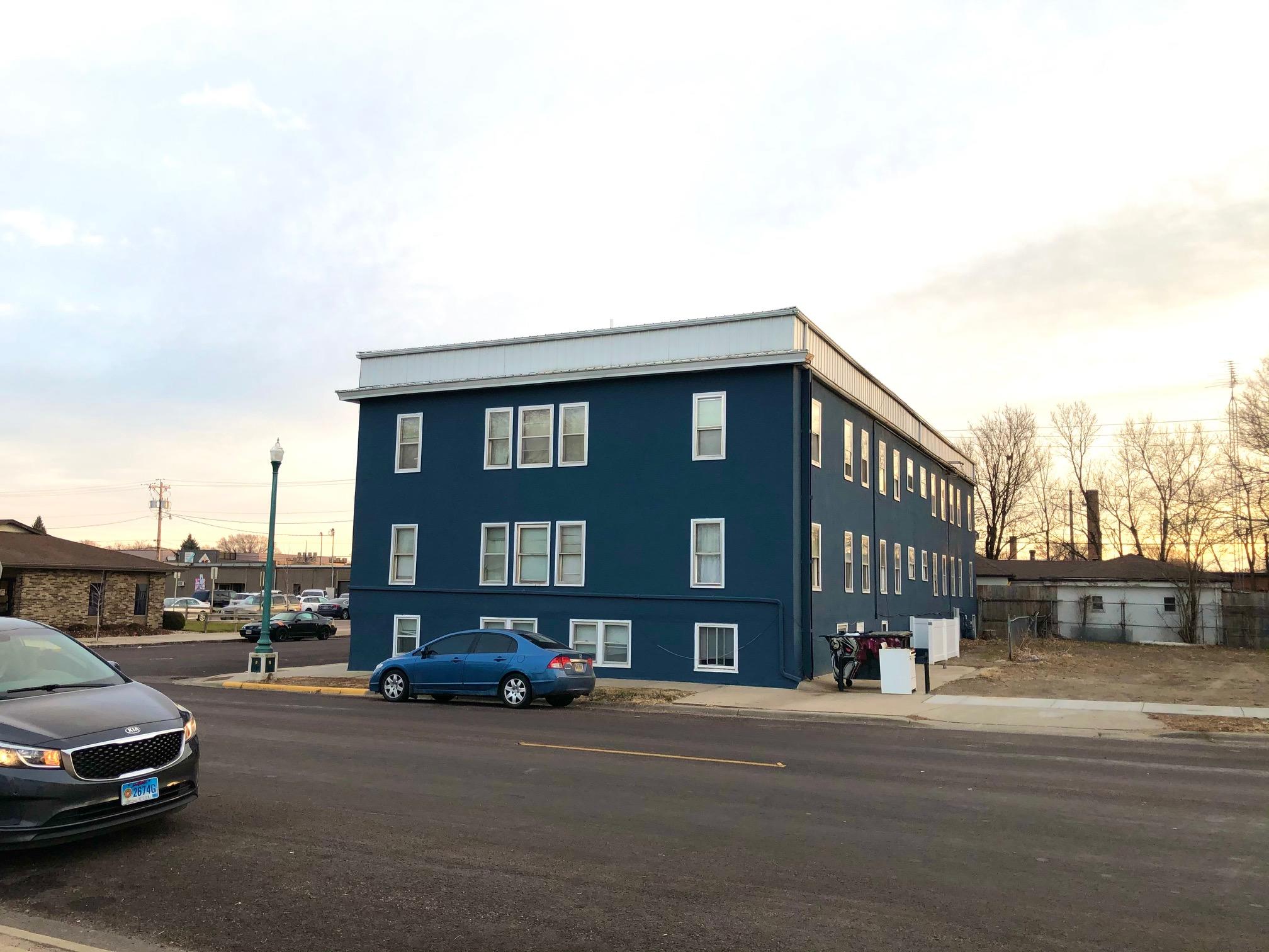 121 W 6th Ave