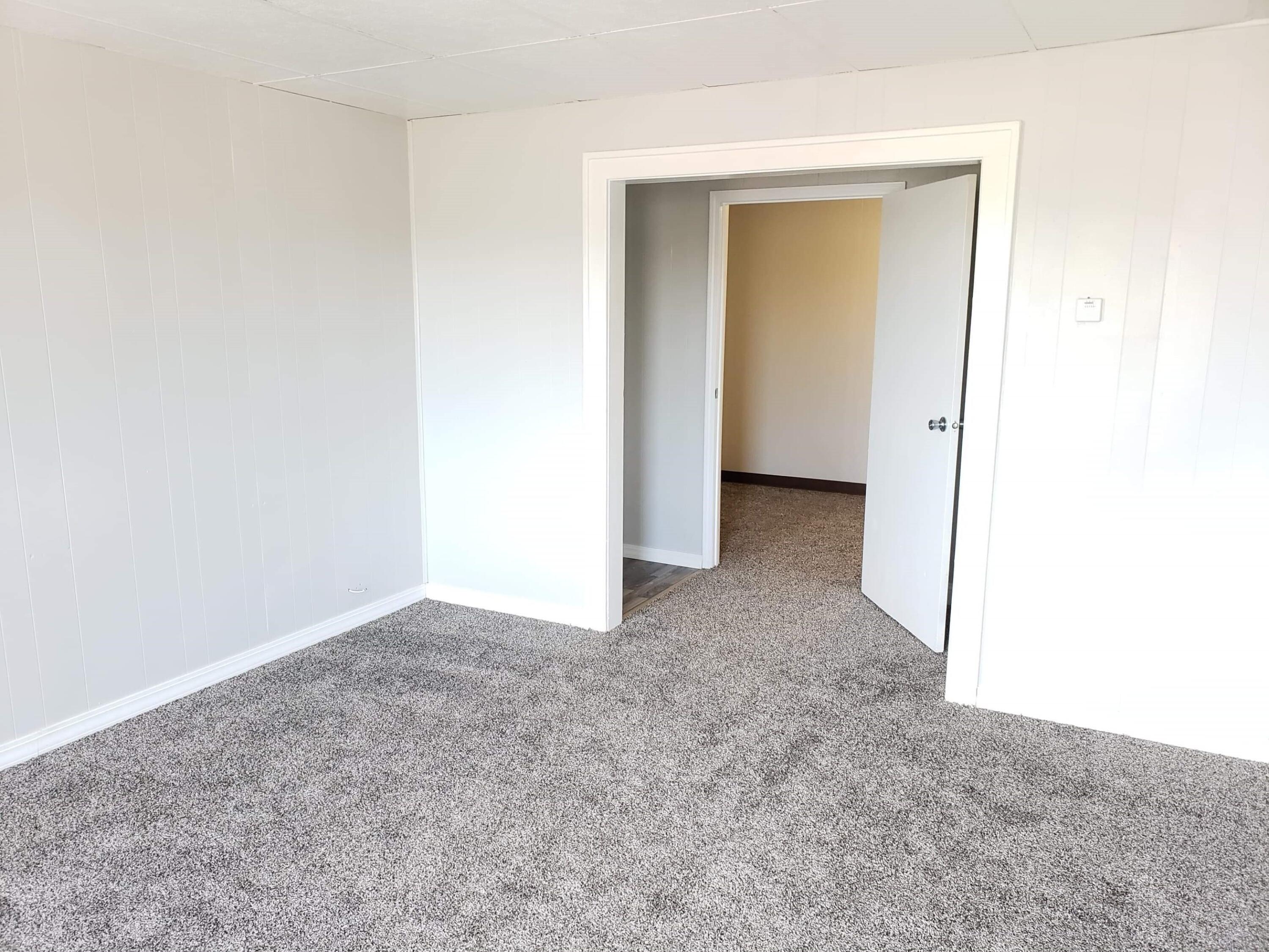 121 W 6th Ave