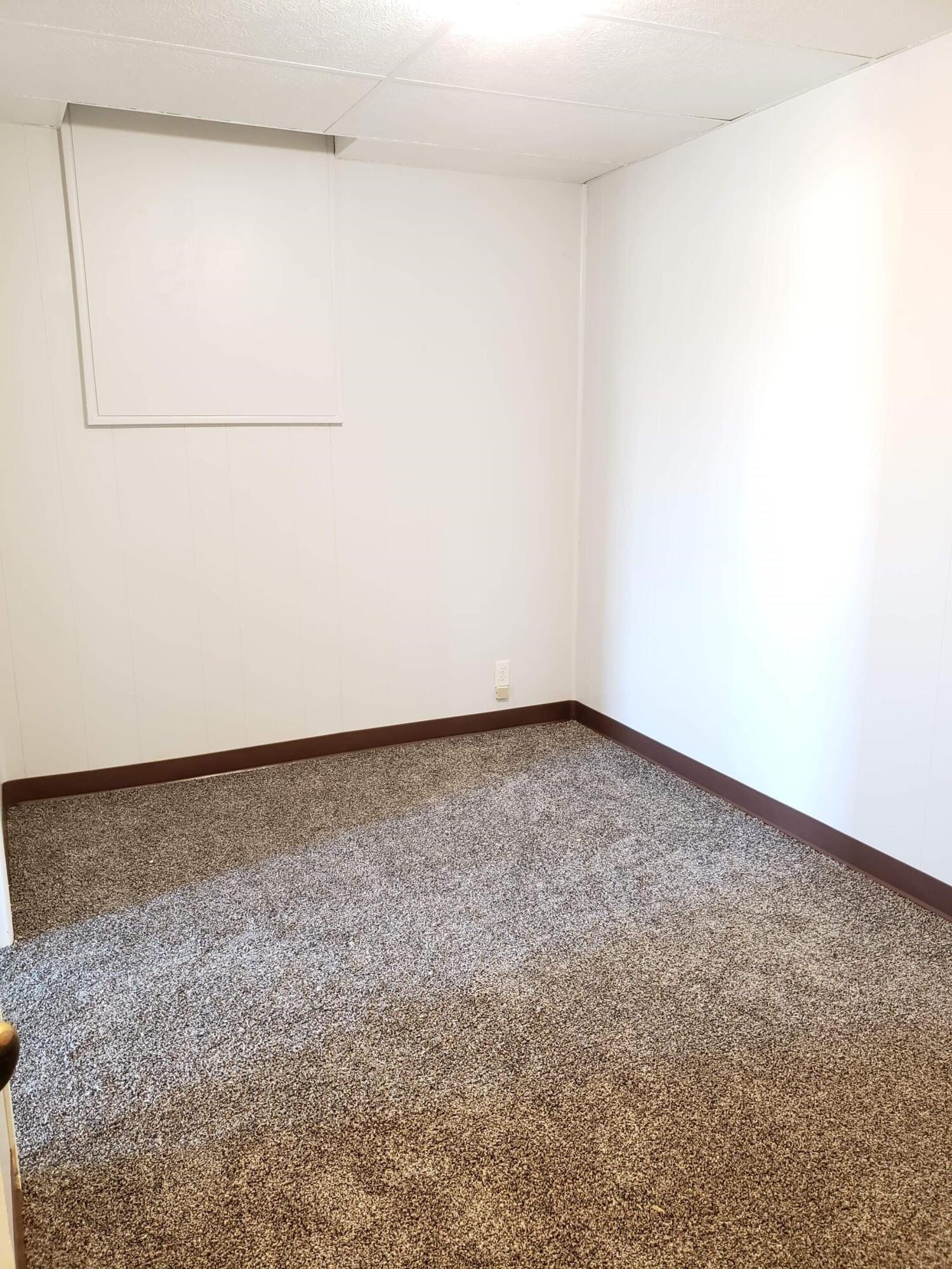 121 W 6th Ave