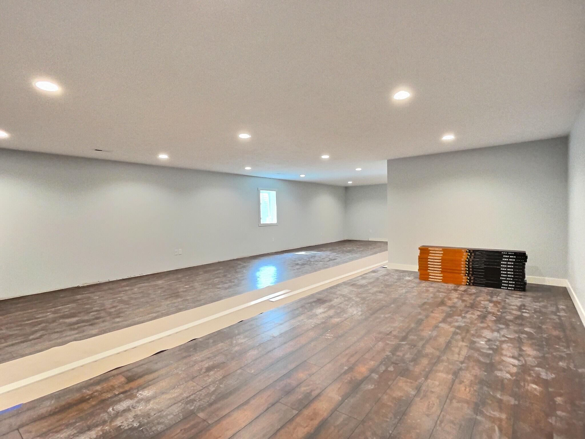 3209 Canal Cir