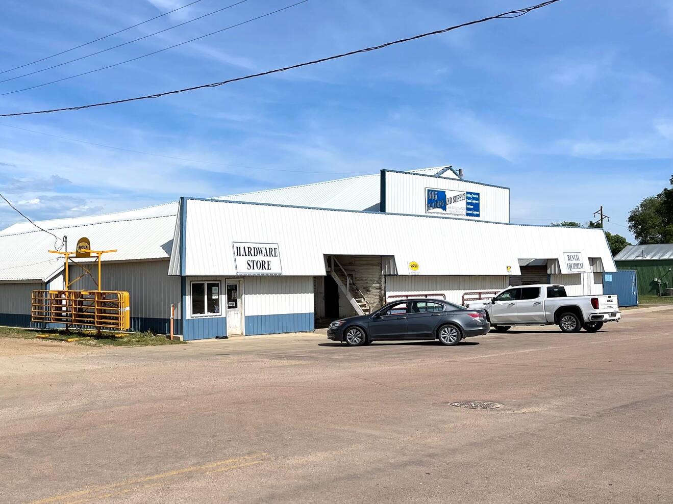 525 N Main Ave