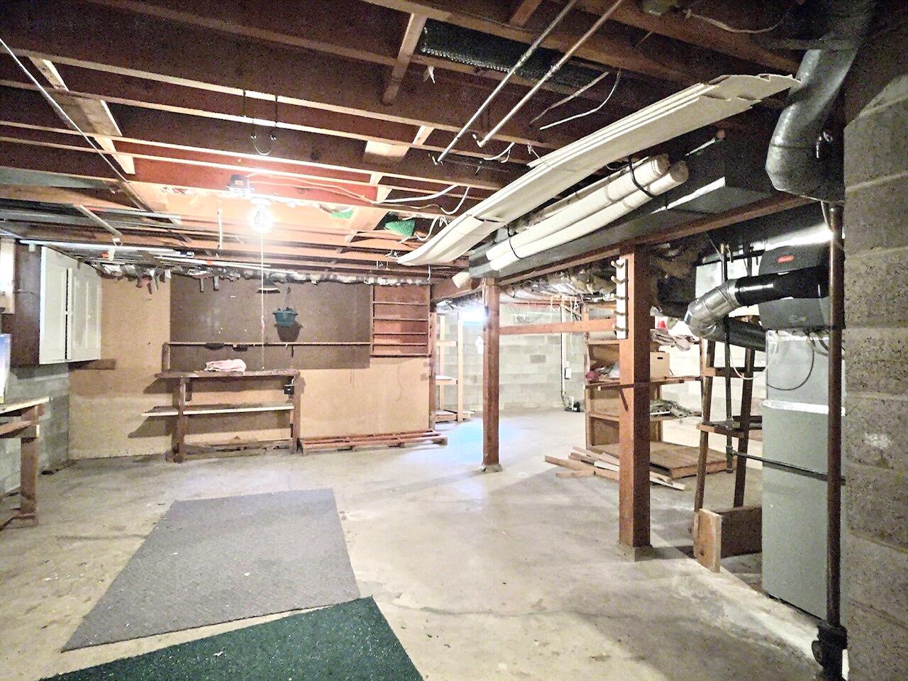 413 W 4th Ave