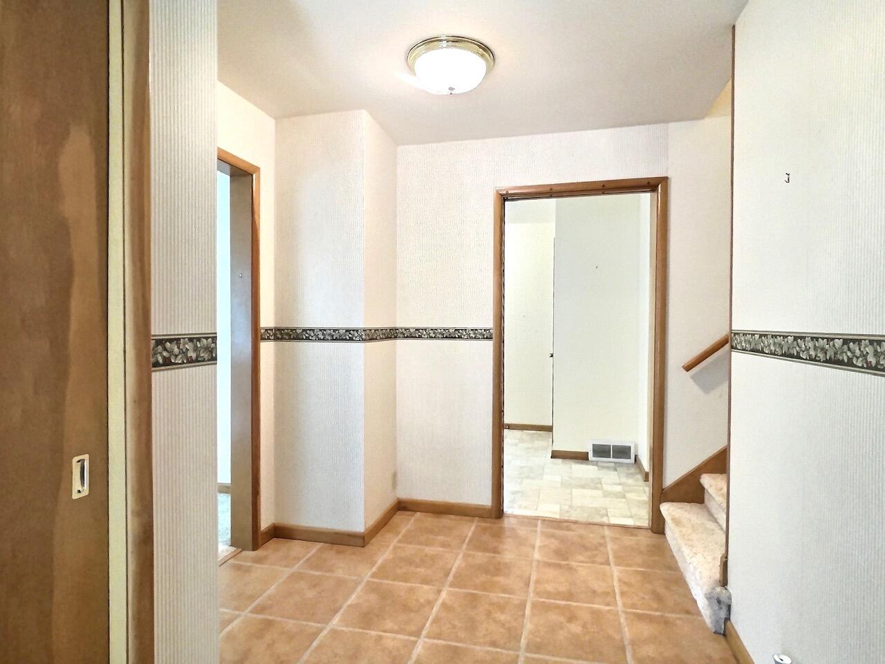 413 W 4th Ave