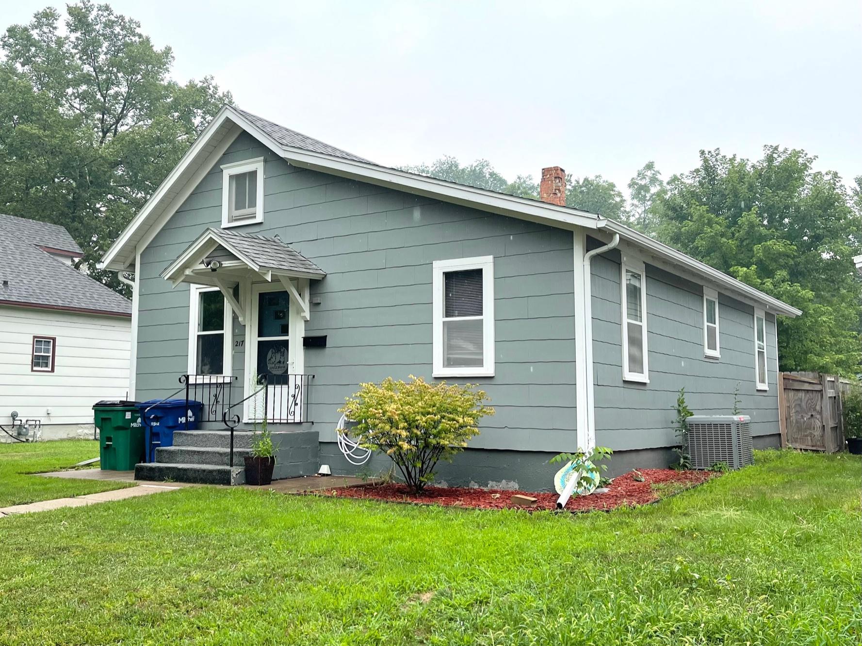 217 W 11th Ave