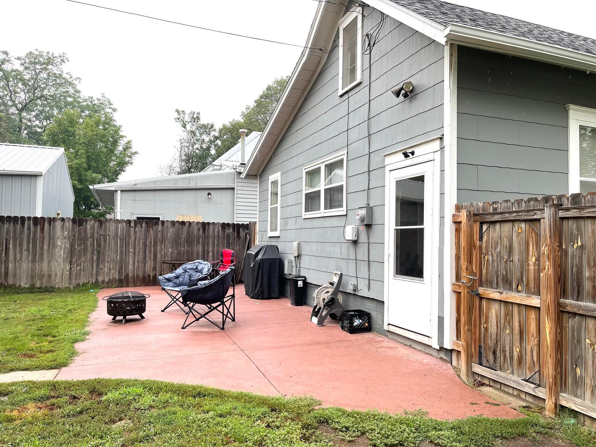 217 W 11th Ave