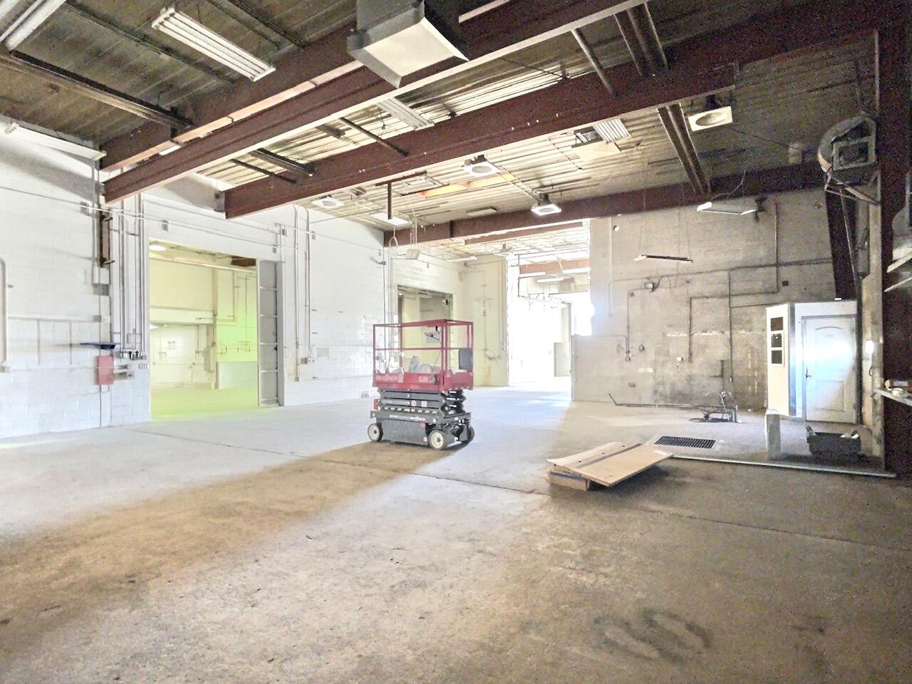 218 E 1st Ave