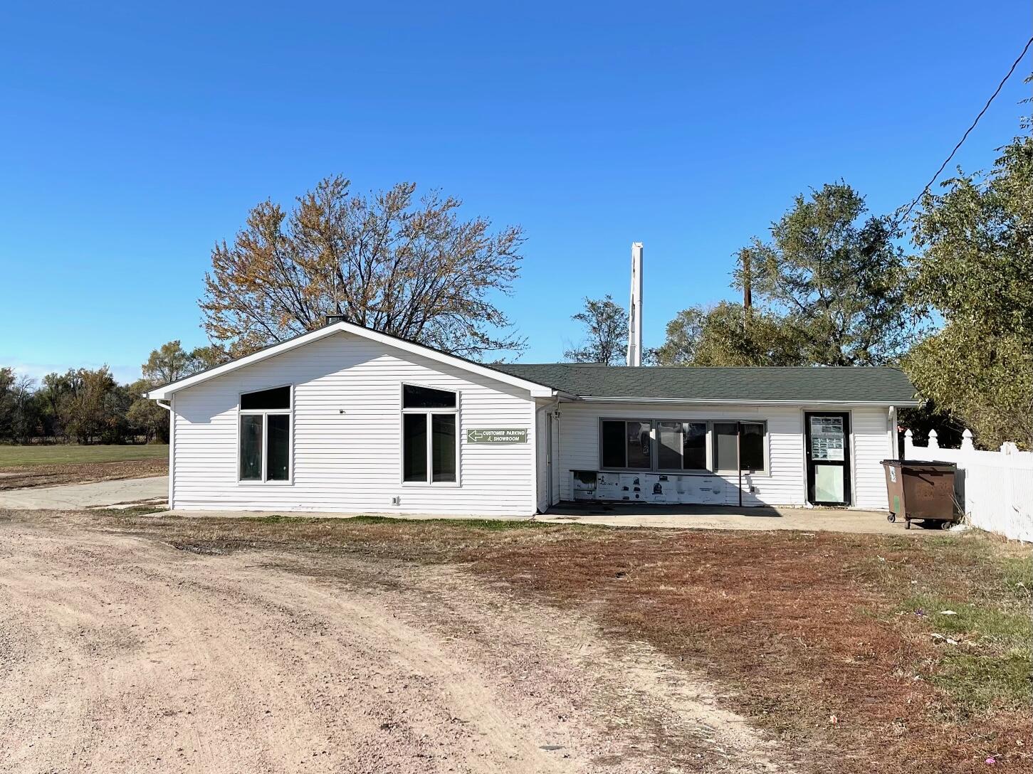 2531 S Hwy 37