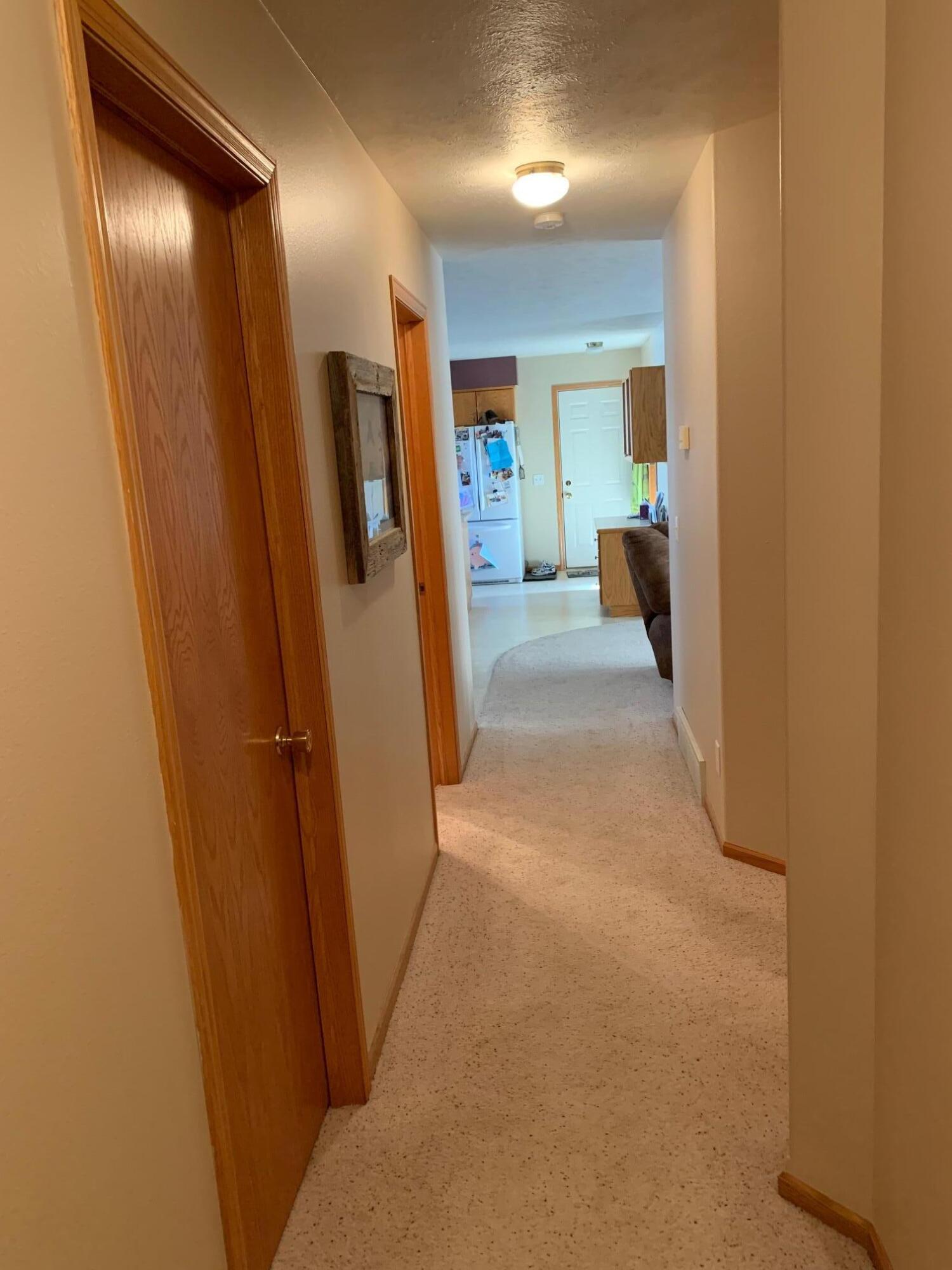700 W 17th Ave