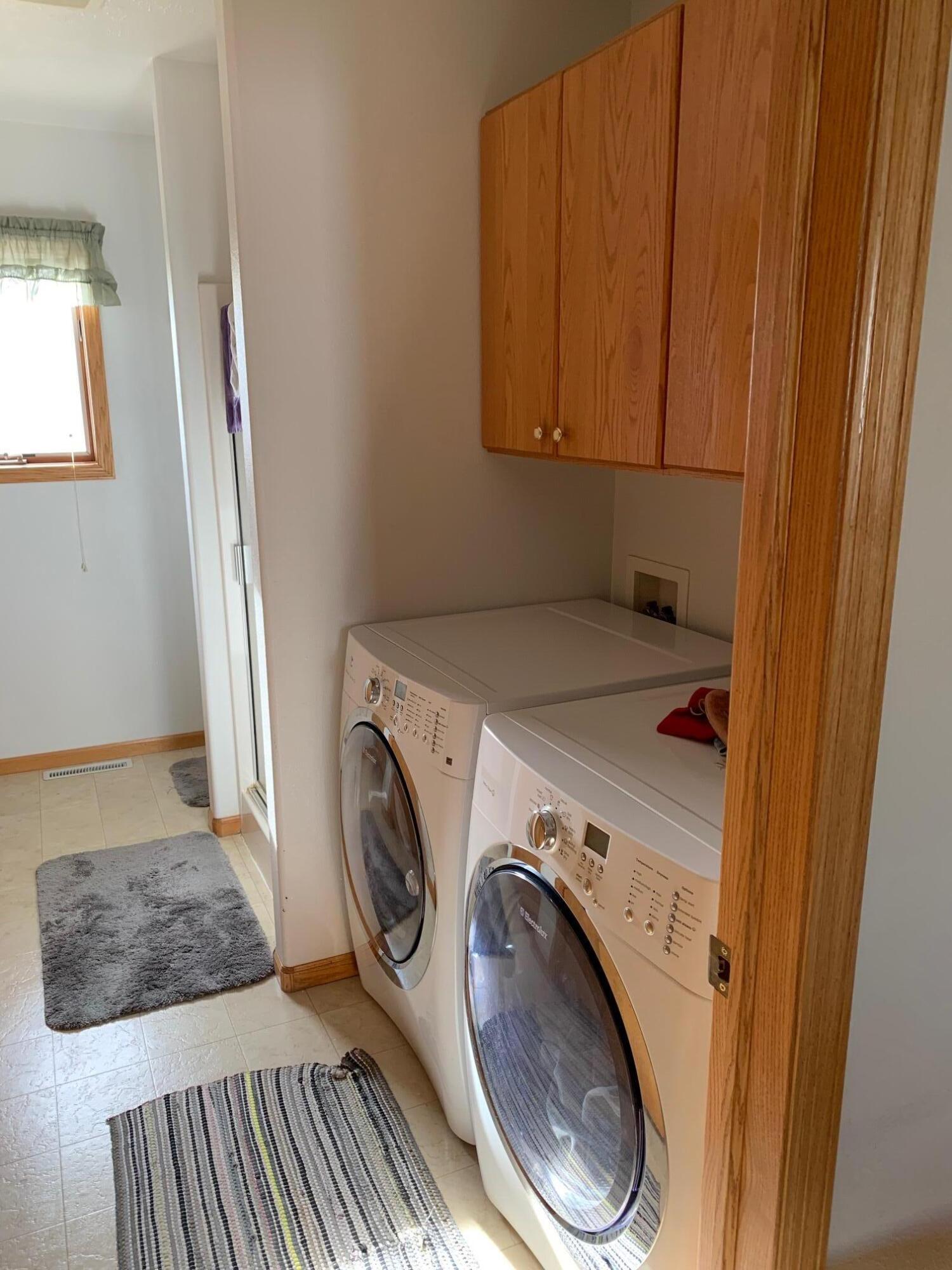 700 W 17th Ave