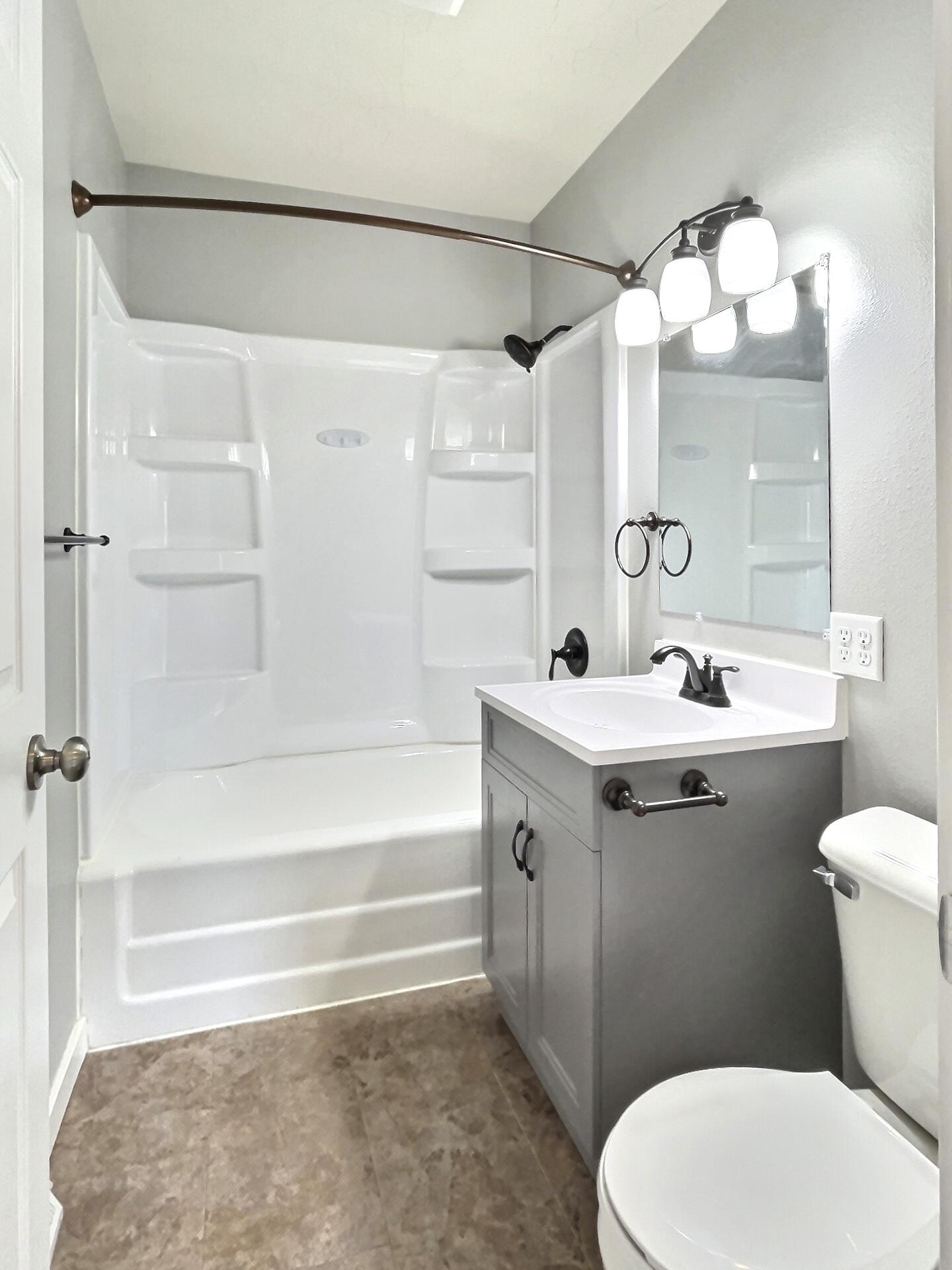 322 W 12th Ave