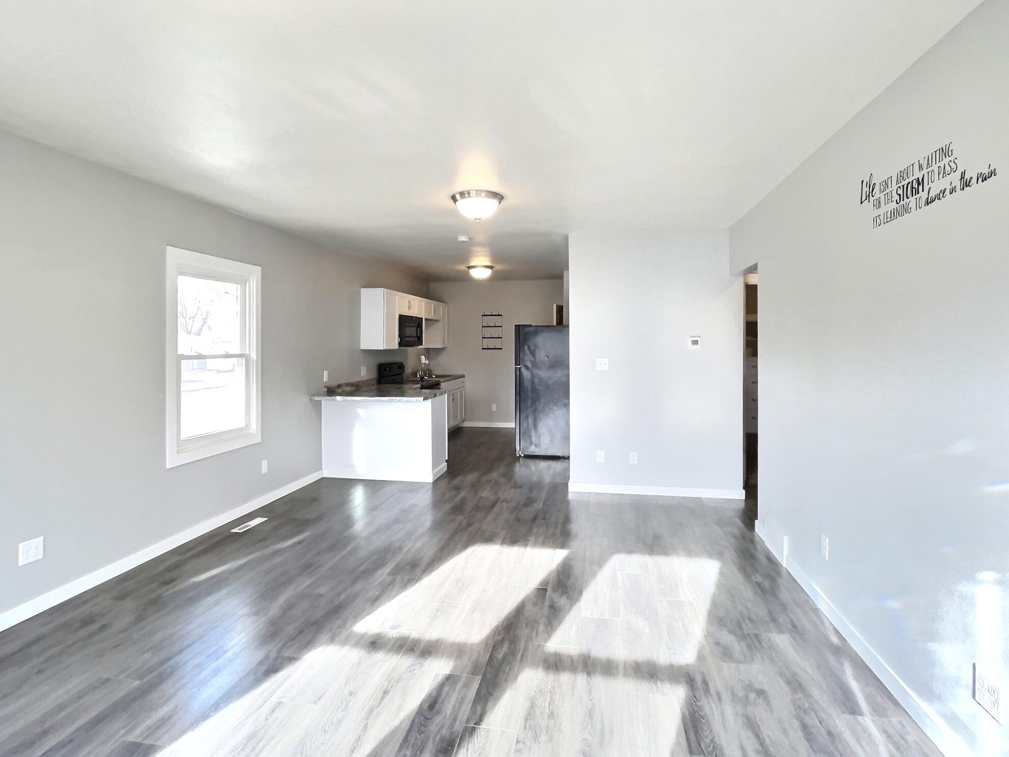 322 W 12th Ave