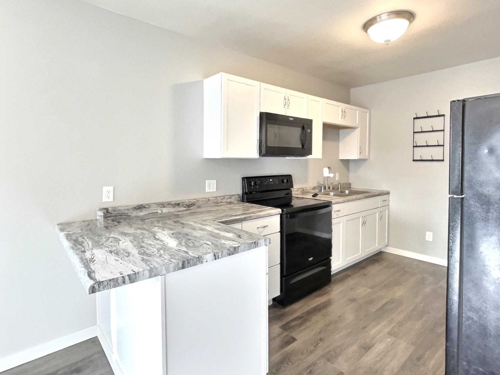 322 W 12th Ave