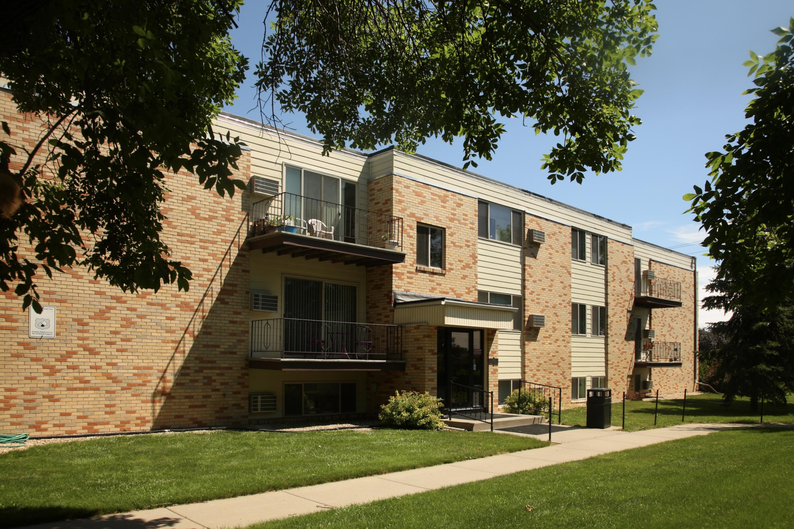 206-210 W 15th Ave