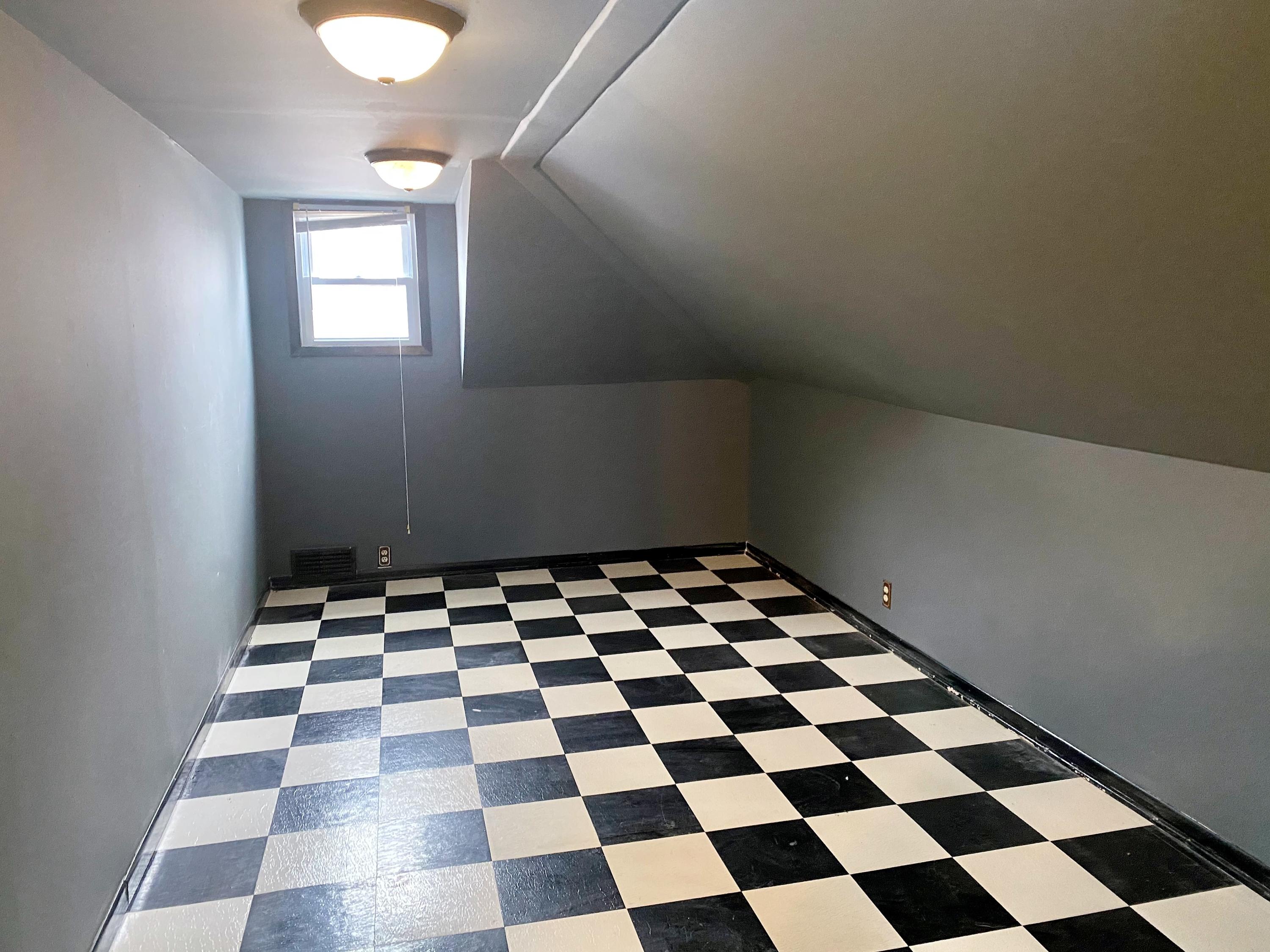 602 E 5th Ave