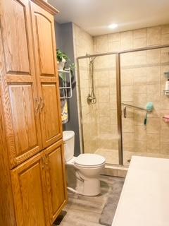 8 N Harmon Dr