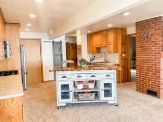 8 N Harmon Dr