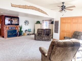 8 N Harmon Dr