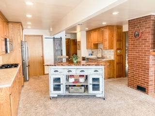 8 N Harmon Dr
