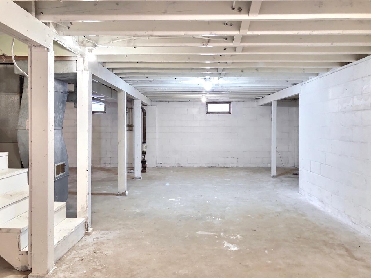 920 W 7th Ave