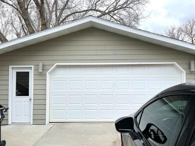 306 E 14th Ave