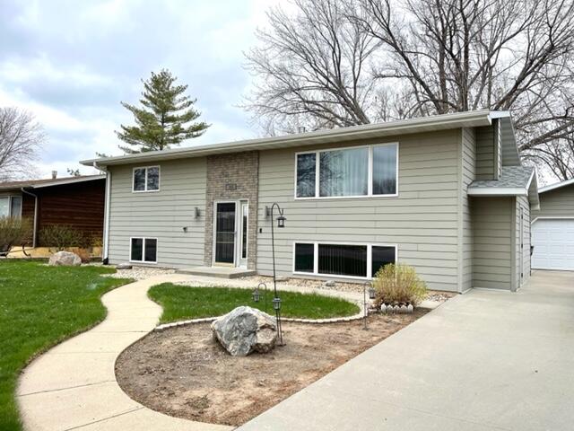 306 E 14th Ave