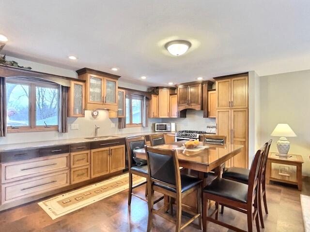 306 E 14th Ave
