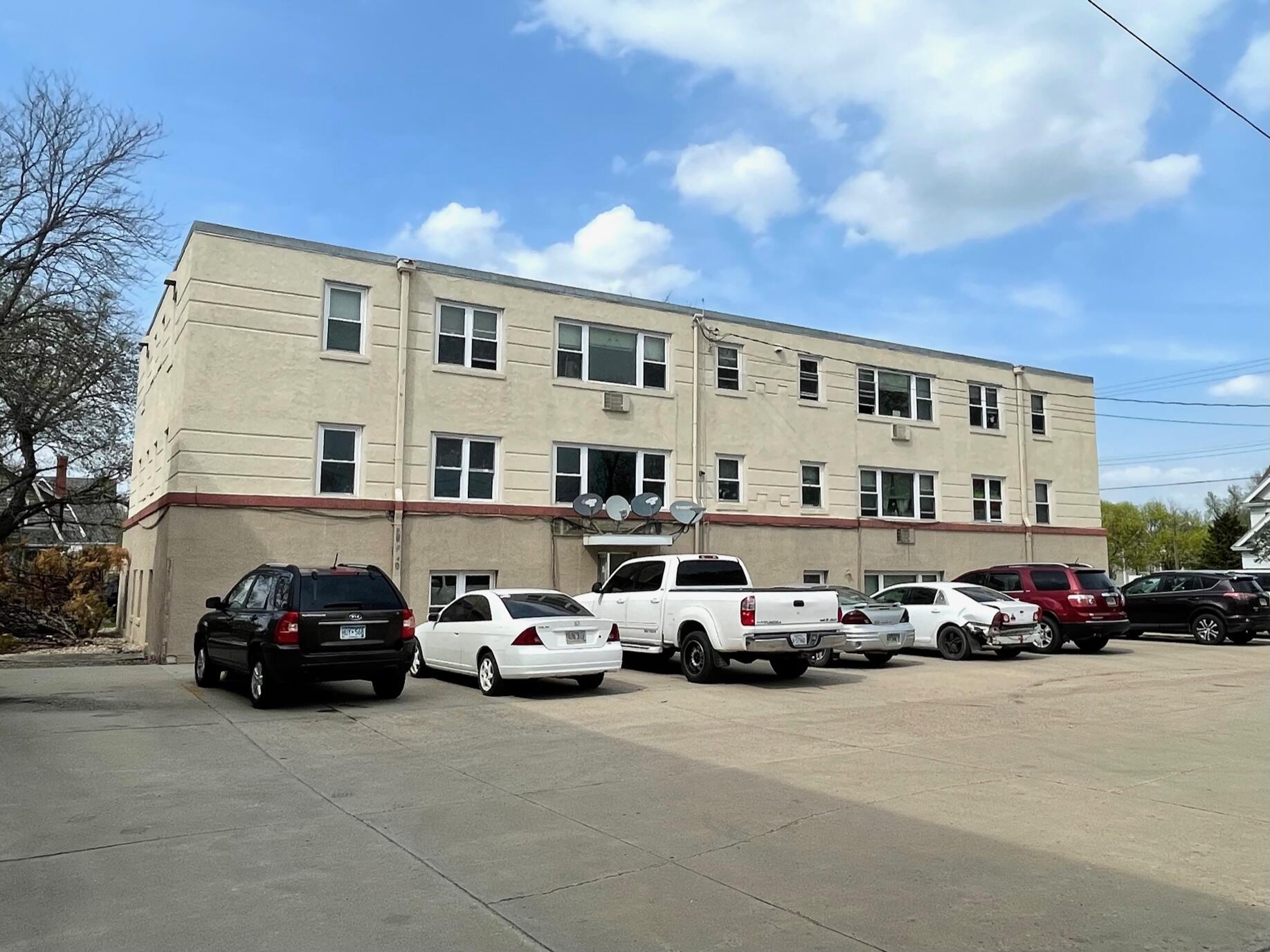 828 SW Illinois St