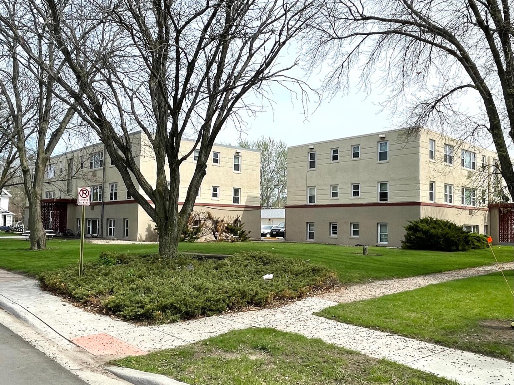 828 SW Illinois St