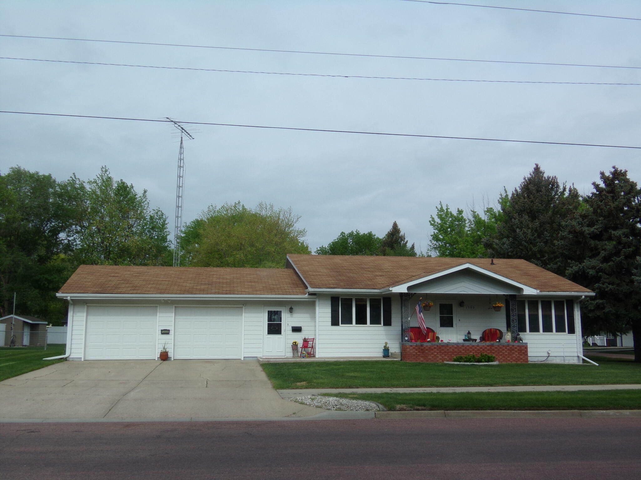 1305 N Capital St